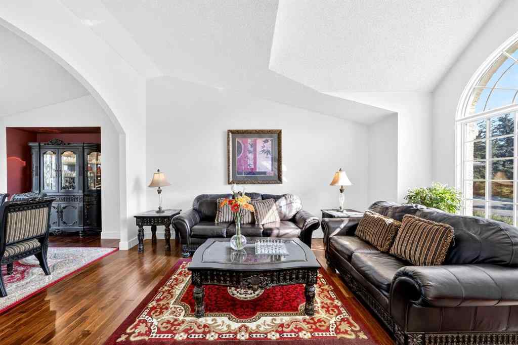 MLS® A2258270 - 1360 Shawnee Road SW in Shawnee Slopes Calgary, Residential