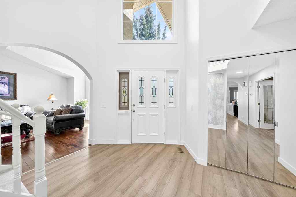 MLS® A2258270 - 1360 Shawnee Road SW in Shawnee Slopes Calgary, Residential