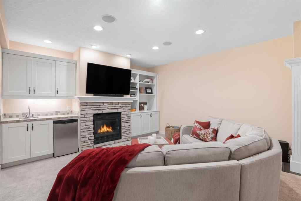 MLS® A2258271 - 134 Discovery Ridge Boulevard SW in Discovery Ridge Calgary, Residential