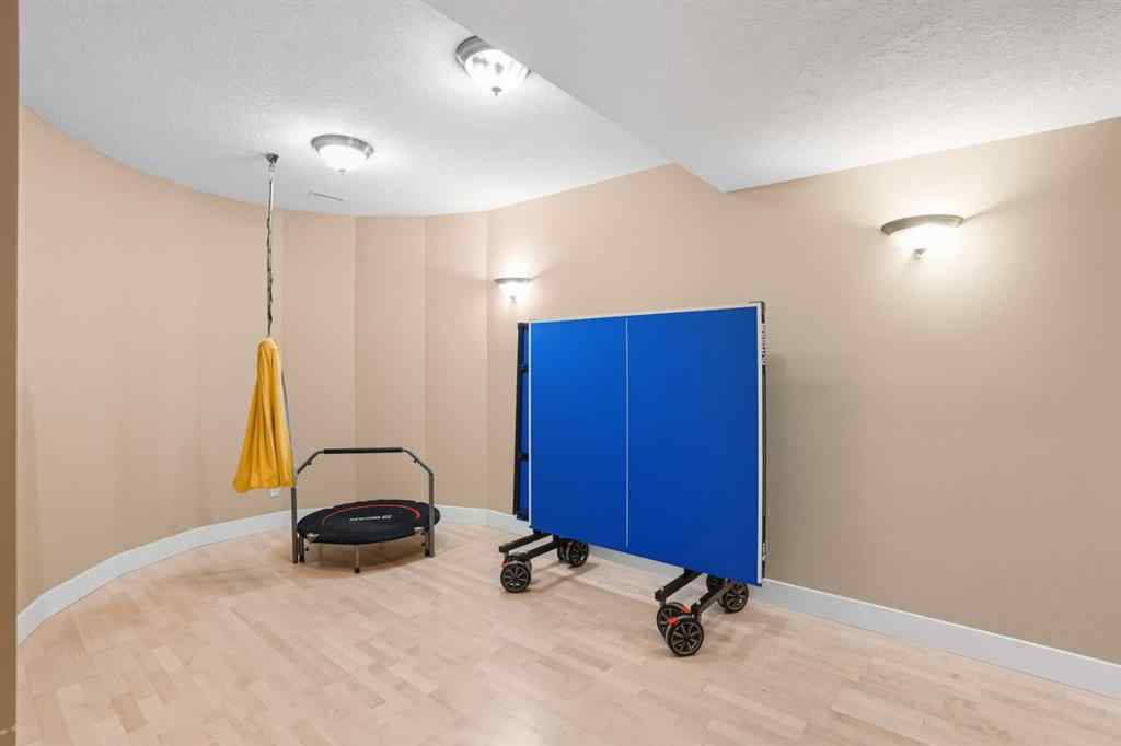 MLS® A2258271 - 134 Discovery Ridge Boulevard SW in Discovery Ridge Calgary, Residential