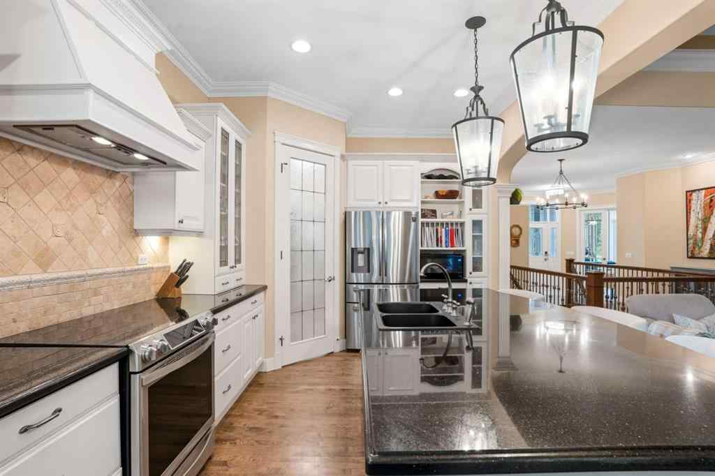MLS® A2258271 - 134 Discovery Ridge Boulevard SW in Discovery Ridge Calgary, Residential