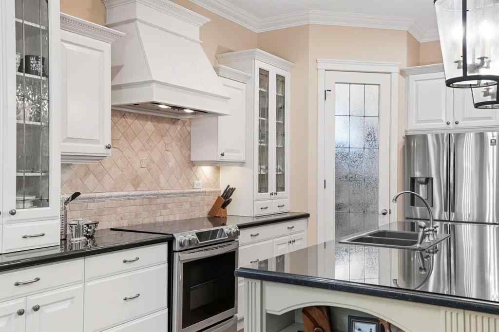 MLS® A2258271 - 134 Discovery Ridge Boulevard SW in Discovery Ridge Calgary, Residential