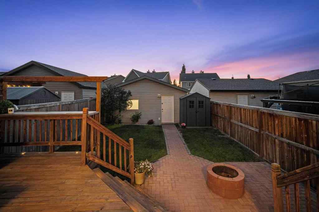 MLS® A2258273 - 17 Auburn Crest Green SE in Auburn Bay Calgary, Residential