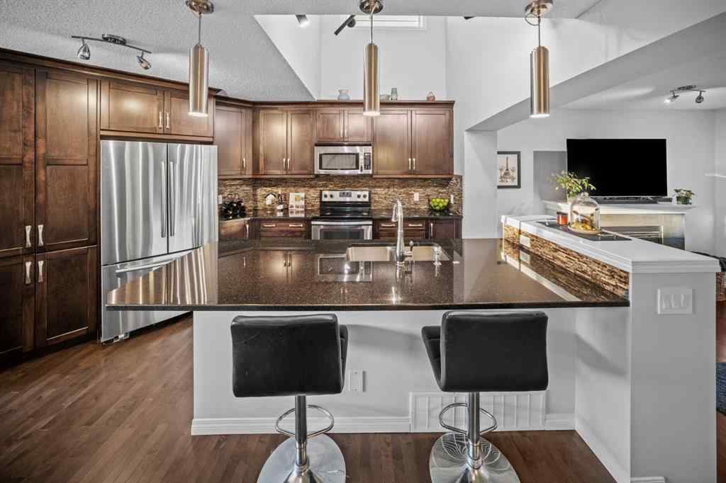 MLS® A2258273 - 17 Auburn Crest Green SE in Auburn Bay Calgary, Residential