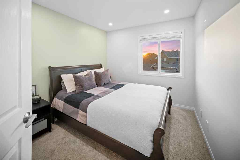 MLS® A2258273 - 17 Auburn Crest Green SE in Auburn Bay Calgary, Residential