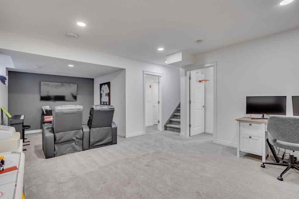 MLS® A2258279 - 204 Dafoe Way  in Parsons North Fort McMurray, Residential