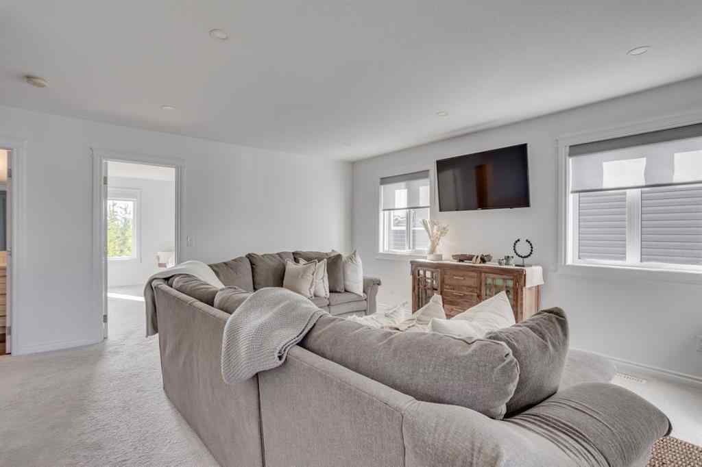 MLS® A2258279 - 204 Dafoe Way  in Parsons North Fort McMurray, Residential