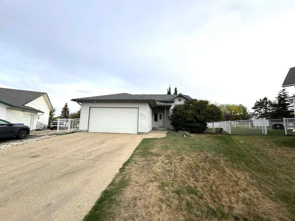MLS® A2258281 - 806 Cherry Crescent  in NONE Beaverlodge, Residential