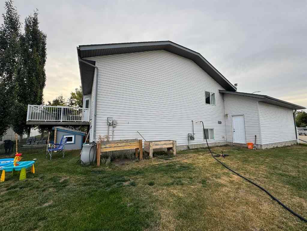 MLS® A2258281 - 806 Cherry Crescent  in NONE Beaverlodge, Residential