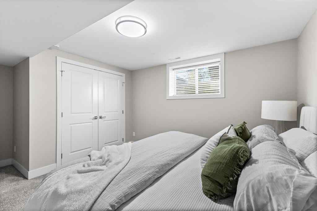 MLS® A2258286 - 860 Archwood Road SE in Acadia Calgary, Residential