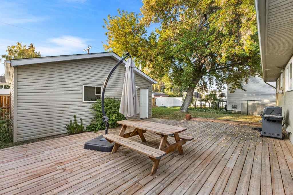 MLS® A2258286 - 860 Archwood Road SE in Acadia Calgary, Residential