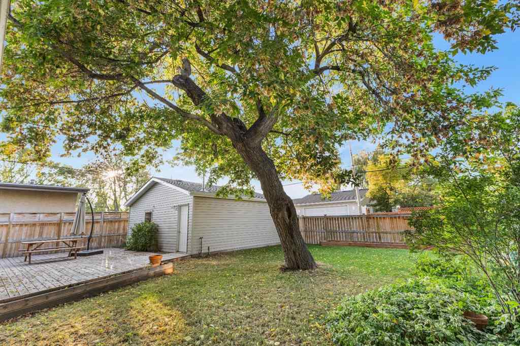 MLS® A2258286 - 860 Archwood Road SE in Acadia Calgary, Residential