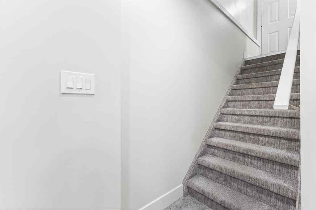 MLS® A2258286 - 860 Archwood Road SE in Acadia Calgary, Residential