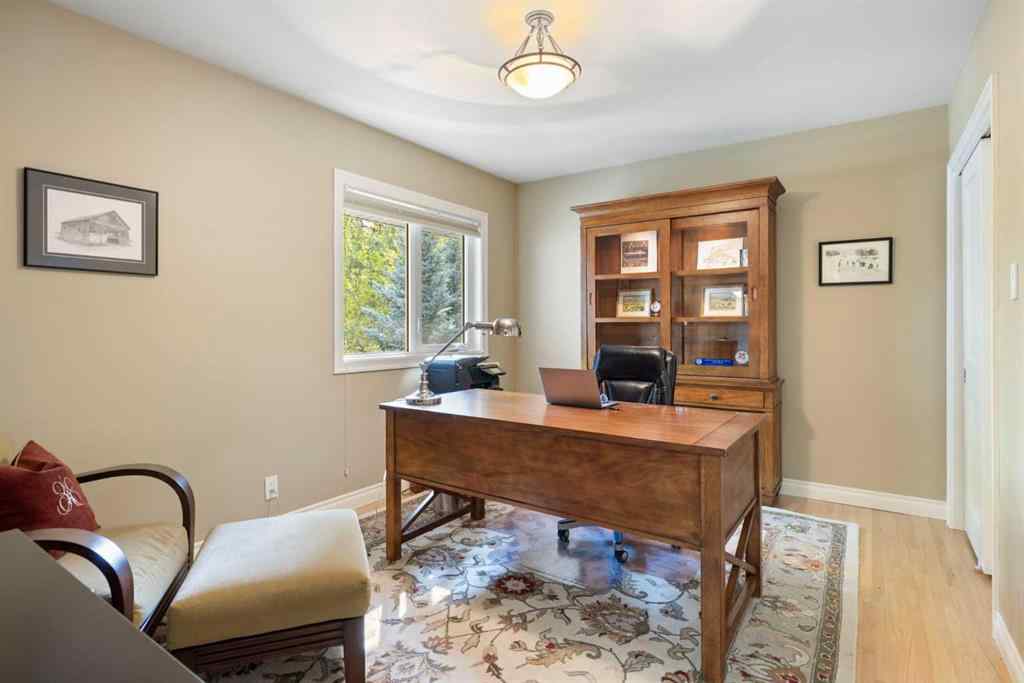 MLS® A2258288 - 12 Medford Place SW in Mayfair Calgary, Residential