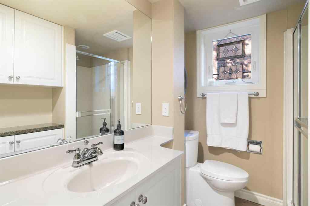 MLS® A2258288 - 12 Medford Place SW in Mayfair Calgary, Residential