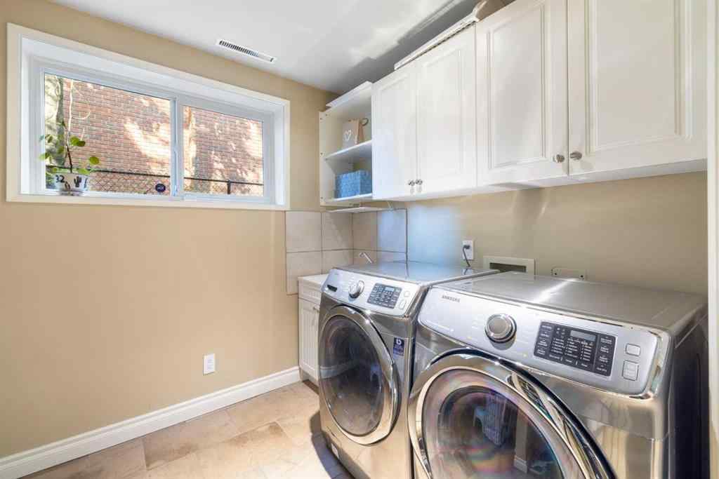 MLS® A2258288 - 12 Medford Place SW in Mayfair Calgary, Residential