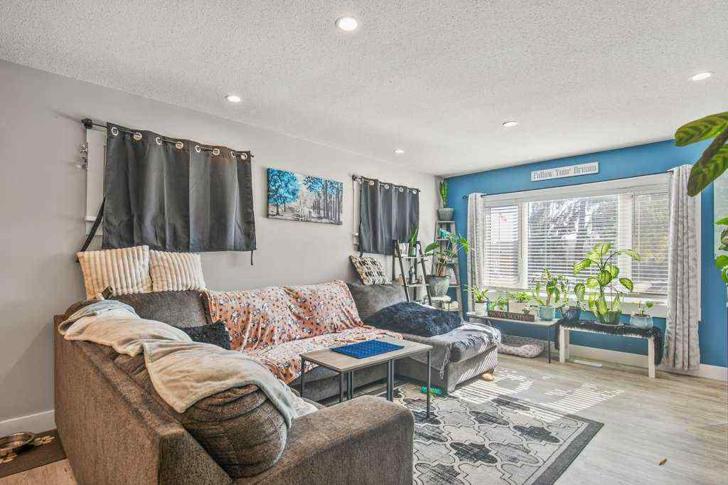 MLS® A2258290 - 4738 53 Street  in Downtown Red Deer Red Deer, Residential