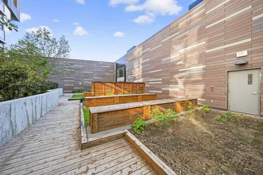 MLS® A2258293 - Unit #1010 550 Riverfront Avenue SE in Downtown East Village Calgary, Residential