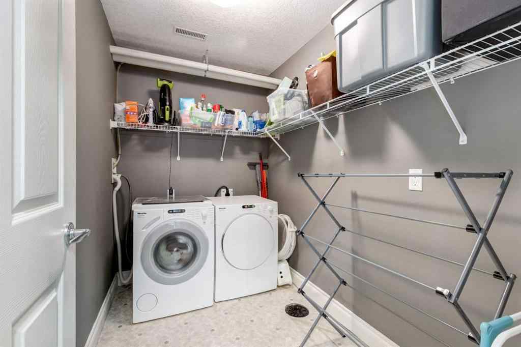 MLS® A2258294 - 1406 29 Street SW in Shaganappi Calgary, Residential