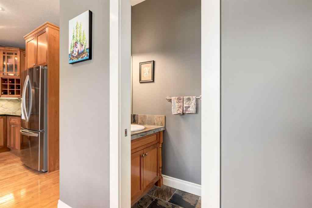 MLS® A2258294 - 1406 29 Street SW in Shaganappi Calgary, Residential