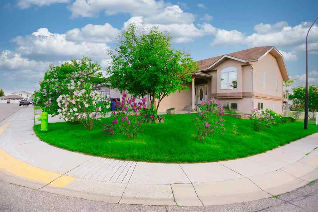 MLS® A2258298 - 61 Leung Close  in Lancaster Green Red Deer, Residential