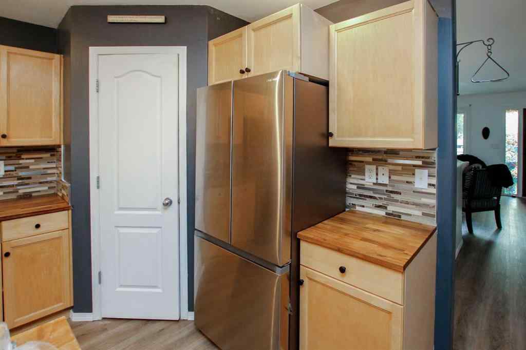 MLS® A2258299 - 52 White Avenue  in Westlake Red Deer, Residential