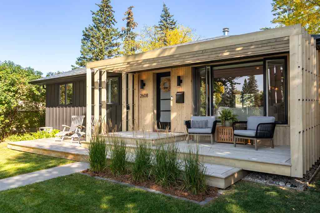 MLS® A2258301 - 2608 Garland Street SW in Glendale Calgary, Residential