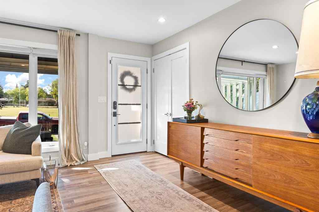 MLS® A2258301 - 2608 Garland Street SW in Glendale Calgary, Residential