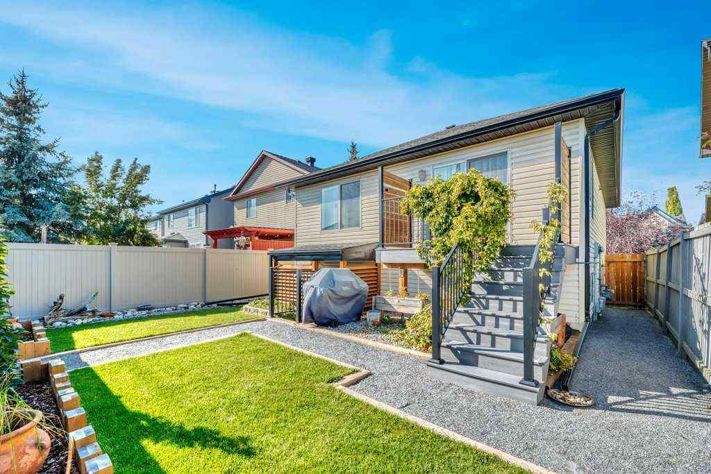 MLS® A2258302 - 128 Chapalina Crescent SE in Chaparral Calgary, Residential