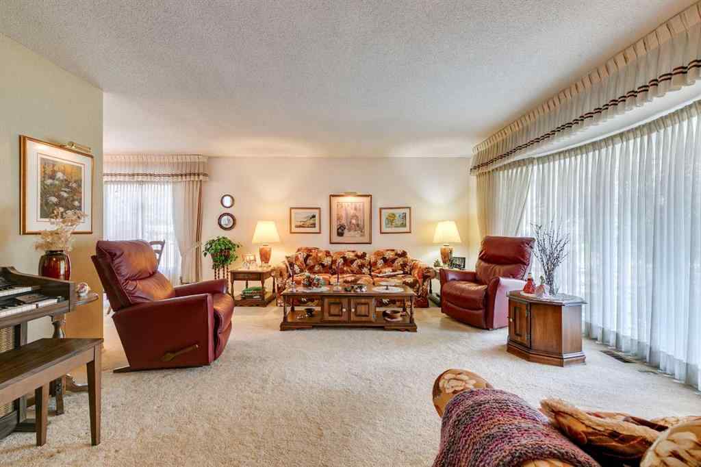 MLS® A2258308 - 444 Willingdon Boulevard SE in Willow Park Calgary, Residential