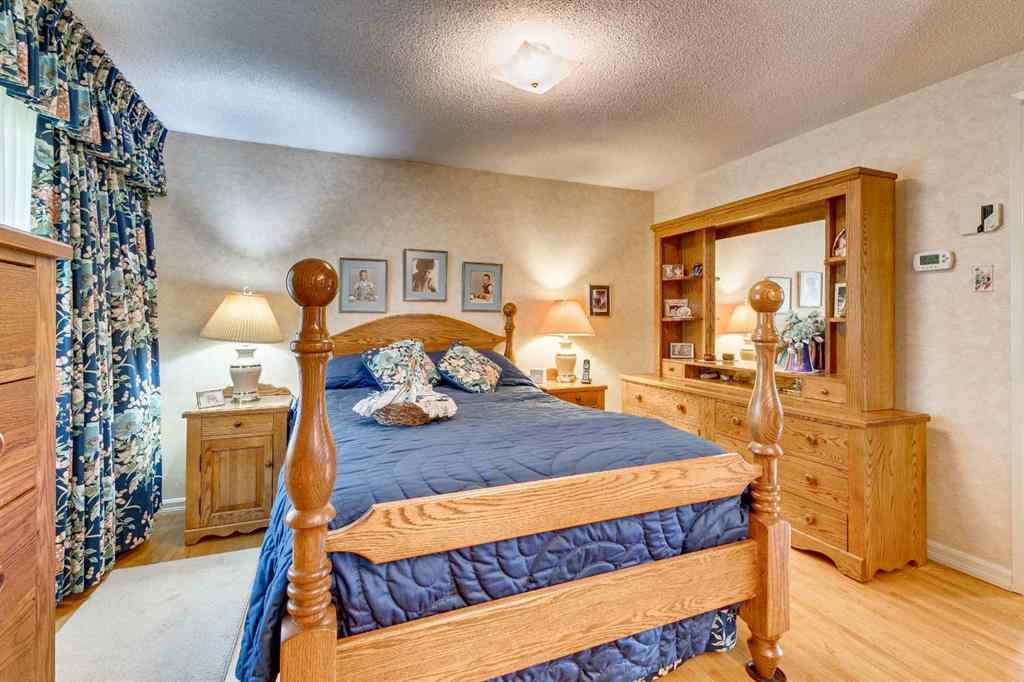 MLS® A2258308 - 444 Willingdon Boulevard SE in Willow Park Calgary, Residential