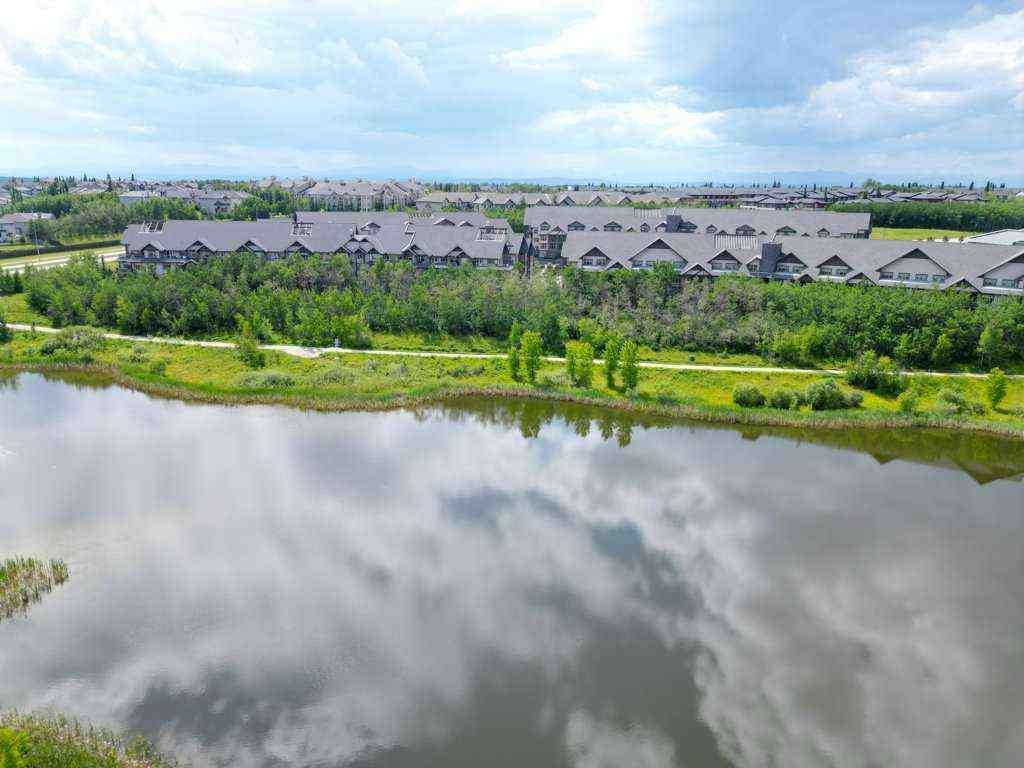 MLS® A2258310 - Unit #235 35 ASPENMONT Heights SW in Aspen Woods Calgary, Residential