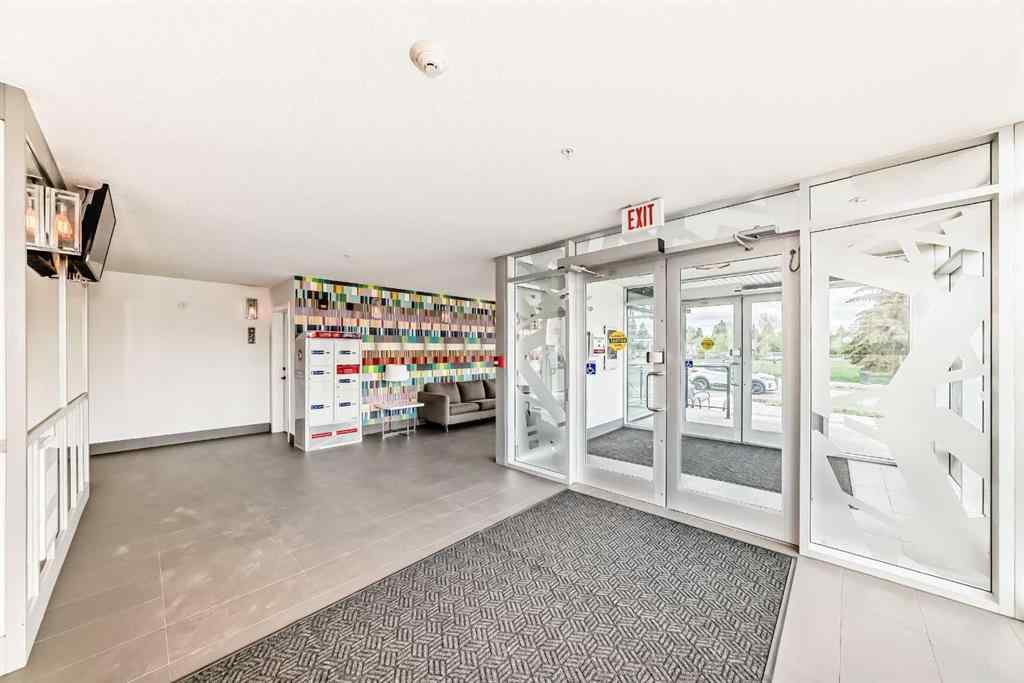 MLS® A2258311 - Unit #113 2702 17 Avenue SW in Shaganappi Calgary, Residential