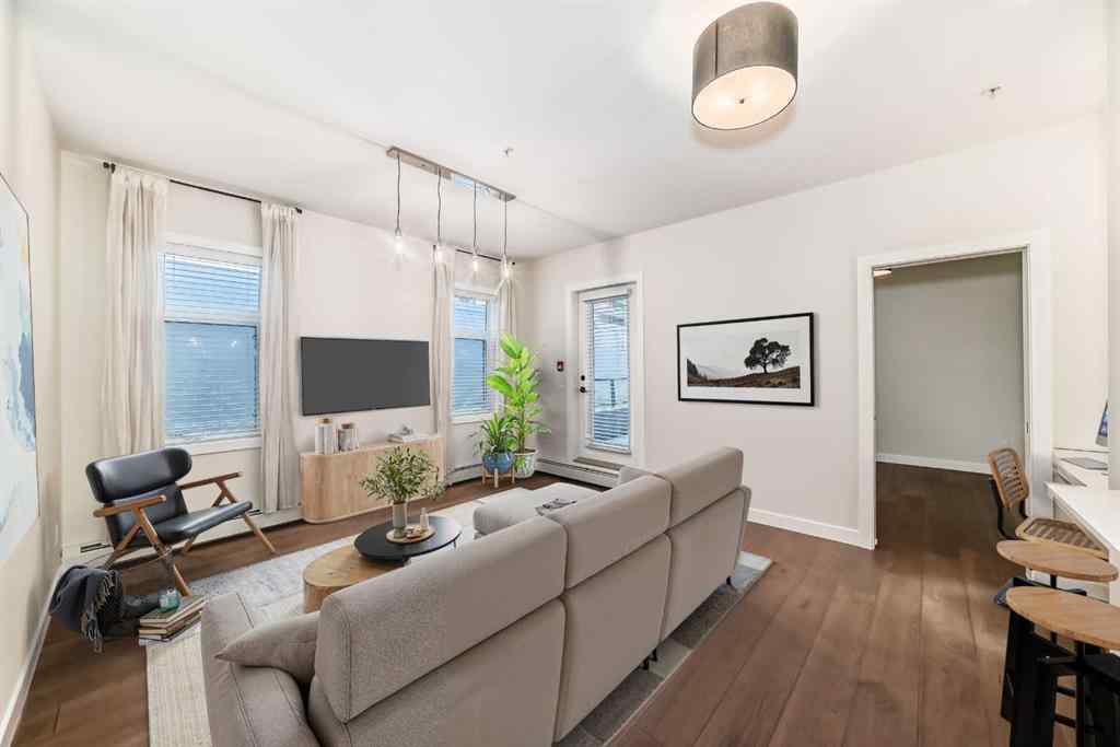 MLS® A2258311 - Unit #113 2702 17 Avenue SW in Shaganappi Calgary, Residential
