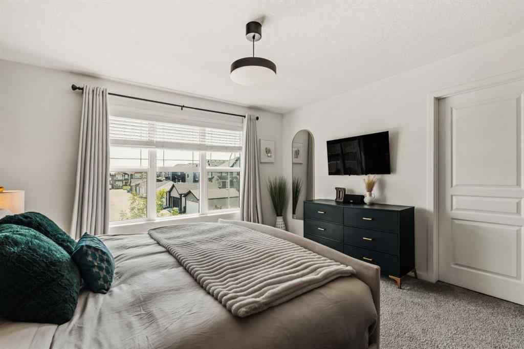 MLS® A2258312 - 366 Magnolia Square SE in Mahogany Calgary, Residential