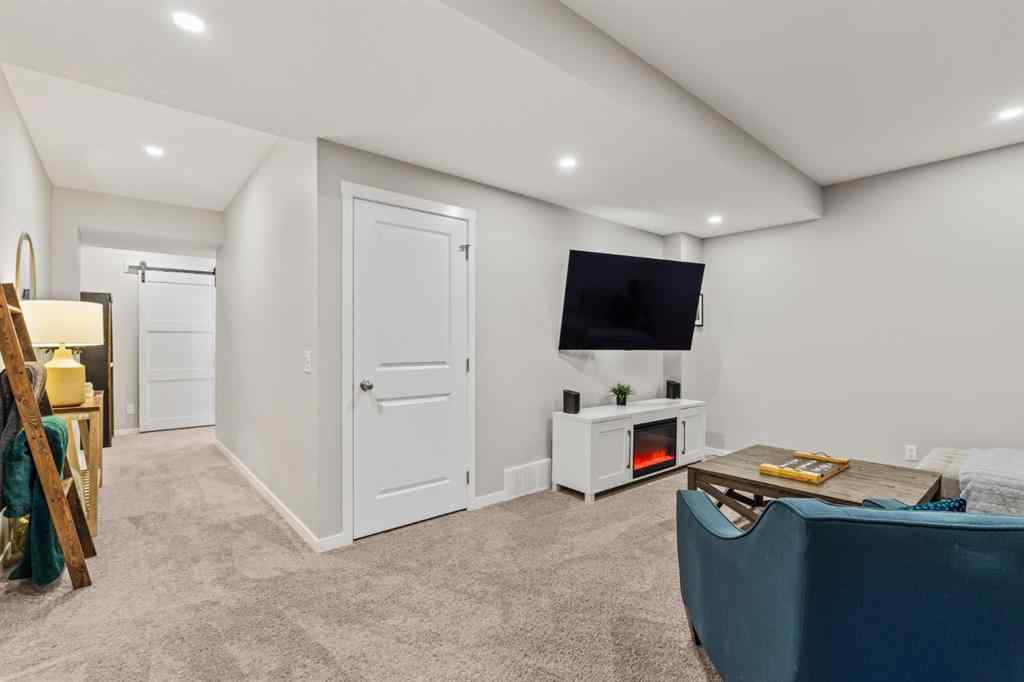 MLS® A2258312 - 366 Magnolia Square SE in Mahogany Calgary, Residential
