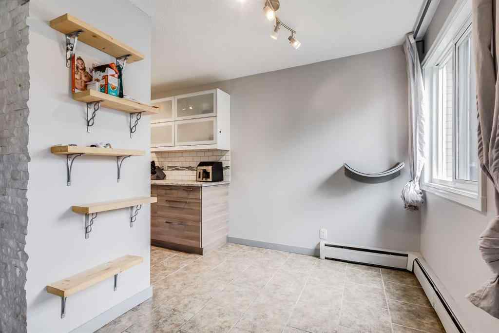 MLS® A2258315 - Unit #208 507 57 Avenue SW in Windsor Park Calgary, Residential