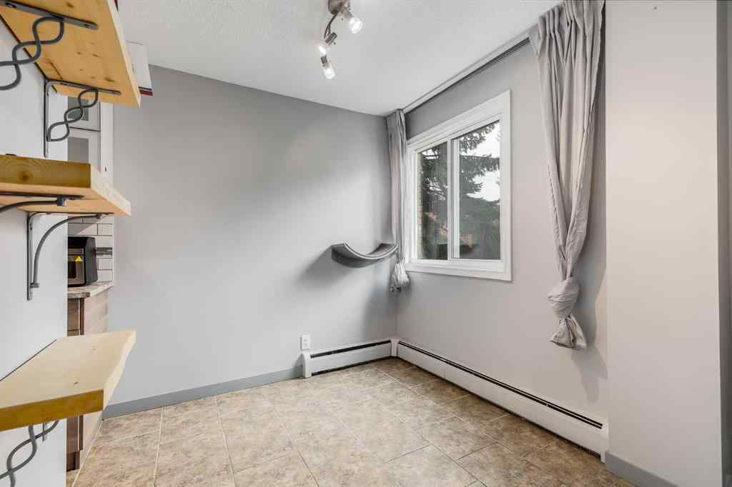 MLS® A2258315 - Unit #208 507 57 Avenue SW in Windsor Park Calgary, Residential