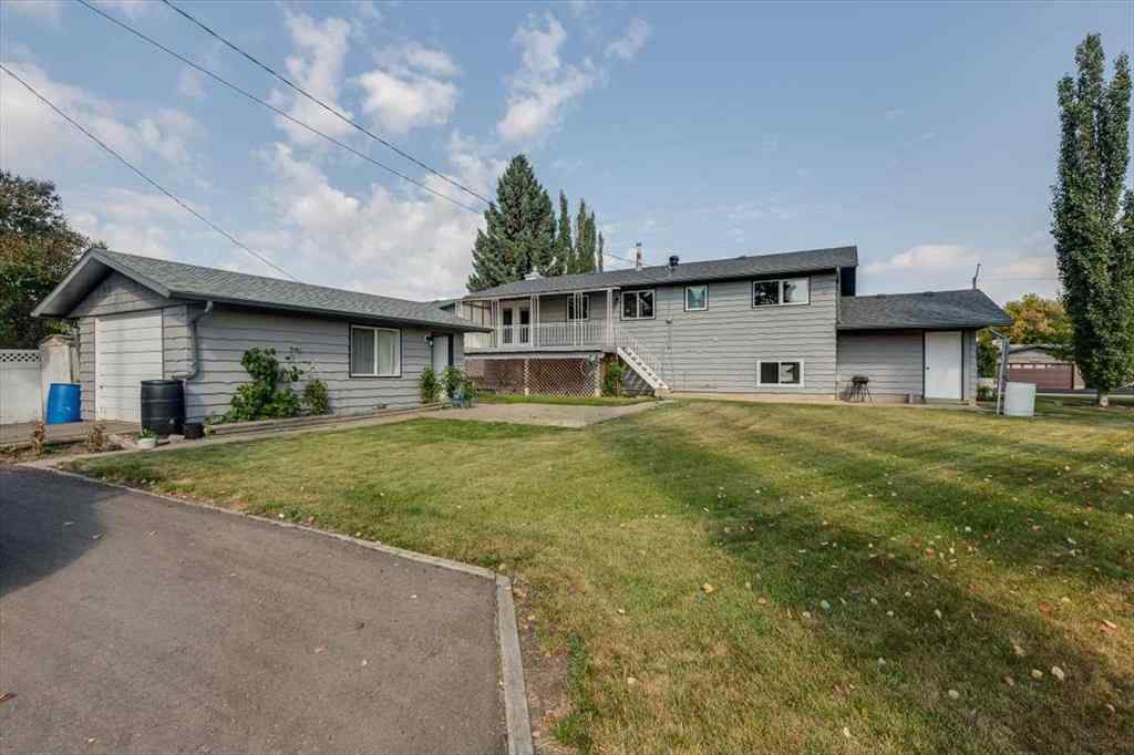 MLS® A2258318 - 5607 48 Avenue  in Downtown Lacombe Lacombe, Residential