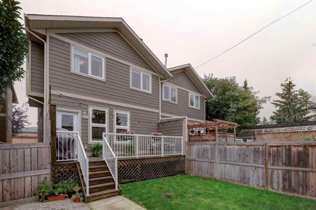 MLS® A2258327 - 7312 34 Avenue NW in Bowness Calgary, Residential