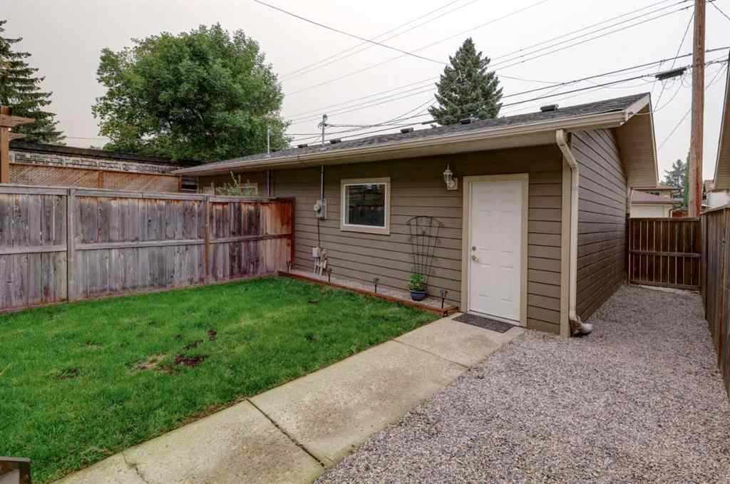 MLS® A2258327 - 7312 34 Avenue NW in Bowness Calgary, Residential