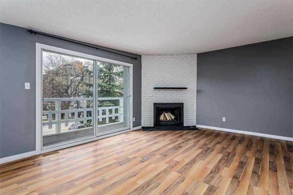 MLS® A2258331 - 5607 4 Street SW in Windsor Park Calgary, Residential