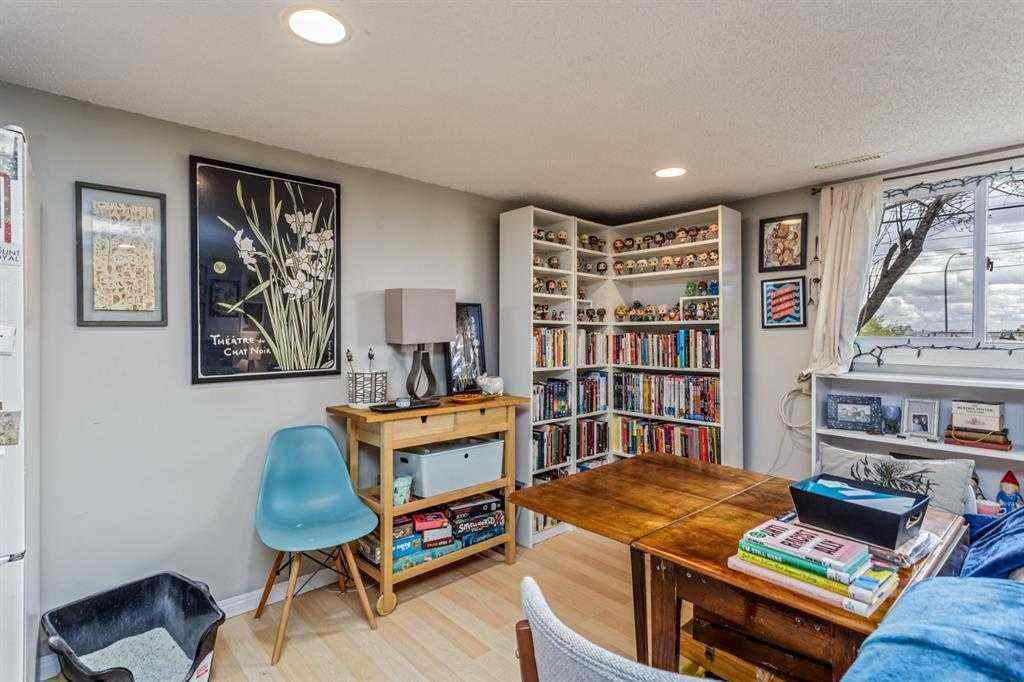 MLS® A2258331 - 5607 4 Street SW in Windsor Park Calgary, Residential