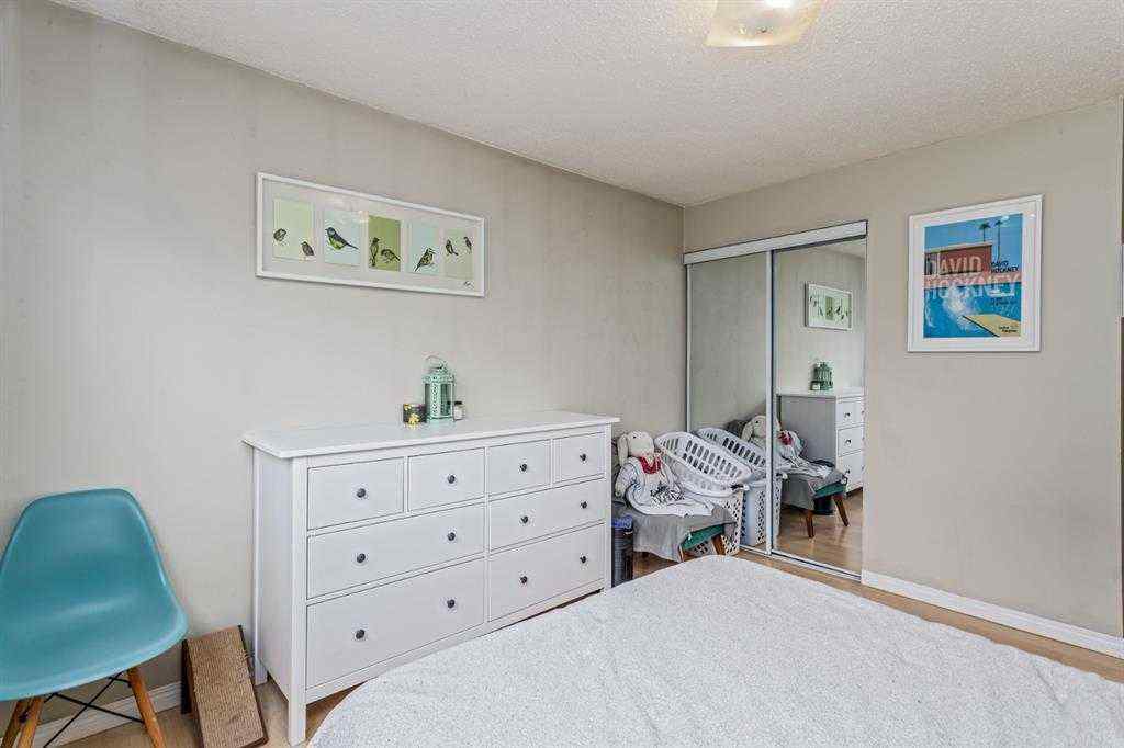 MLS® A2258331 - 5607 4 Street SW in Windsor Park Calgary, Residential