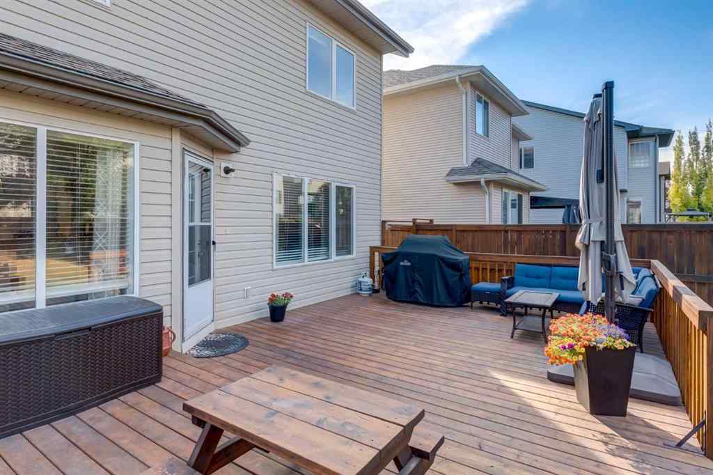 MLS® A2258332 - 32 Evanscove Heights NW in Evanston Calgary, Residential
