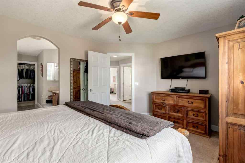 MLS® A2258332 - 32 Evanscove Heights NW in Evanston Calgary, Residential