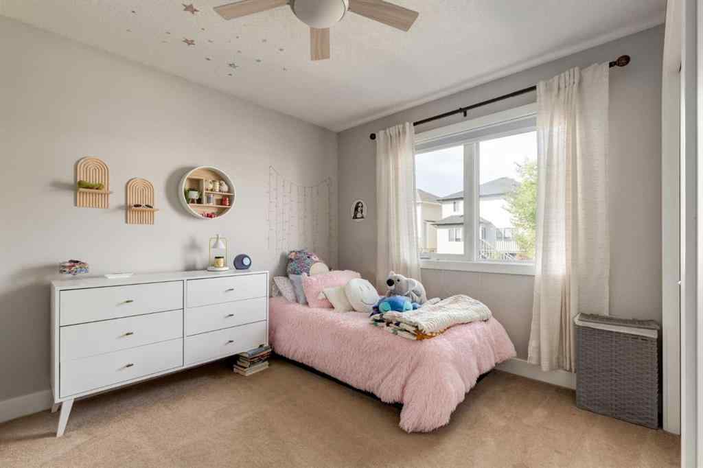 MLS® A2258332 - 32 Evanscove Heights NW in Evanston Calgary, Residential