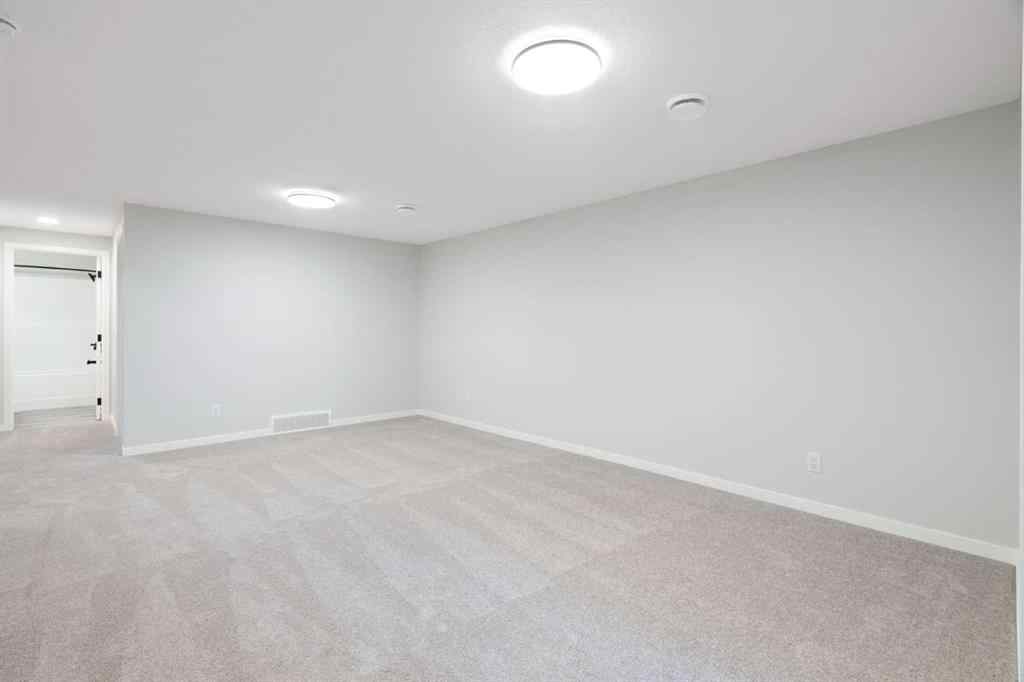 MLS® A2258333 - 552 Rowmont Boulevard NW in Haskayne Calgary, Residential