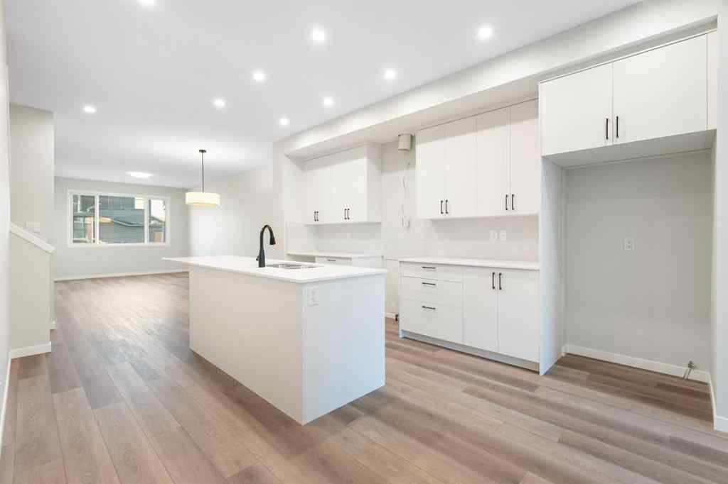 MLS® A2258333 - 552 Rowmont Boulevard NW in Haskayne Calgary, Residential