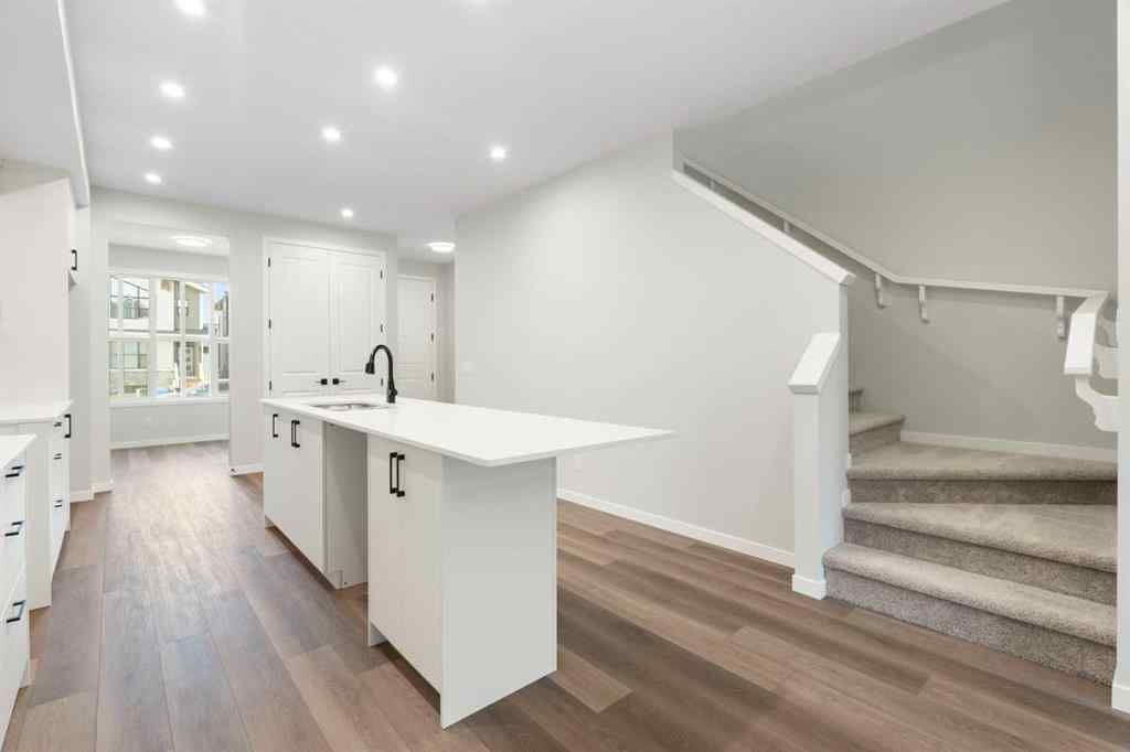 MLS® A2258333 - 552 Rowmont Boulevard NW in Haskayne Calgary, Residential